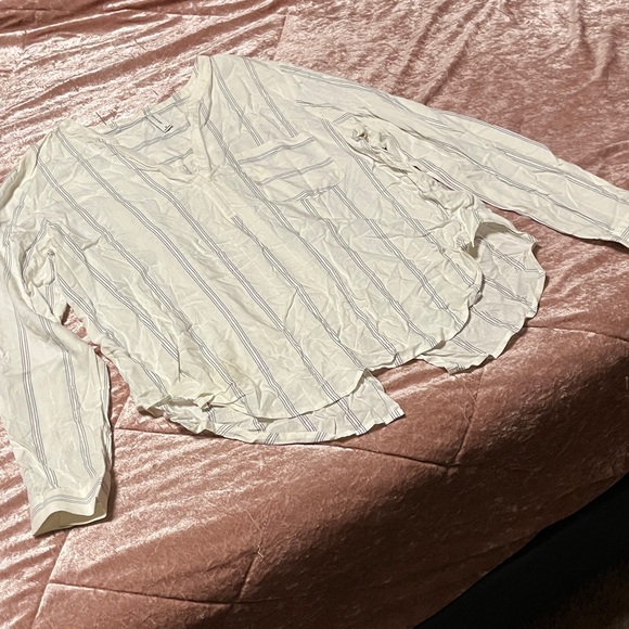 Gentle Fawn Tops - Gentle Fawn Ivory and Navy Blouse